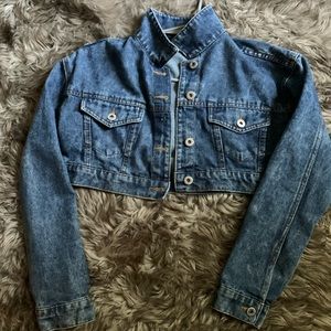 Short denim jean jacket.